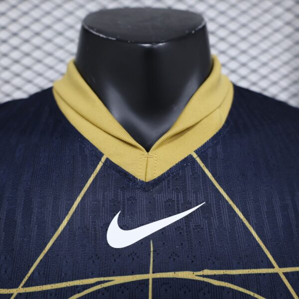 Pumas Visita Version Jugador 24/25 - Image 2