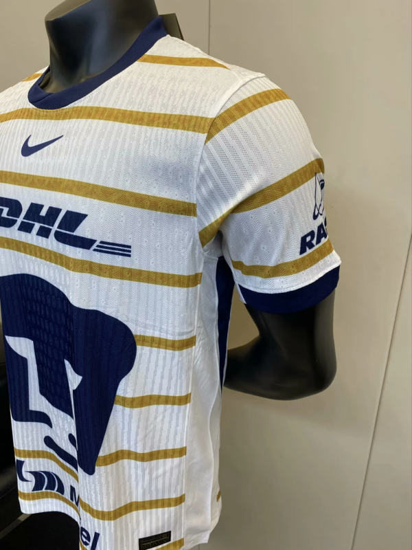 Pumas Local Version Jugador 24/25 - Image 3