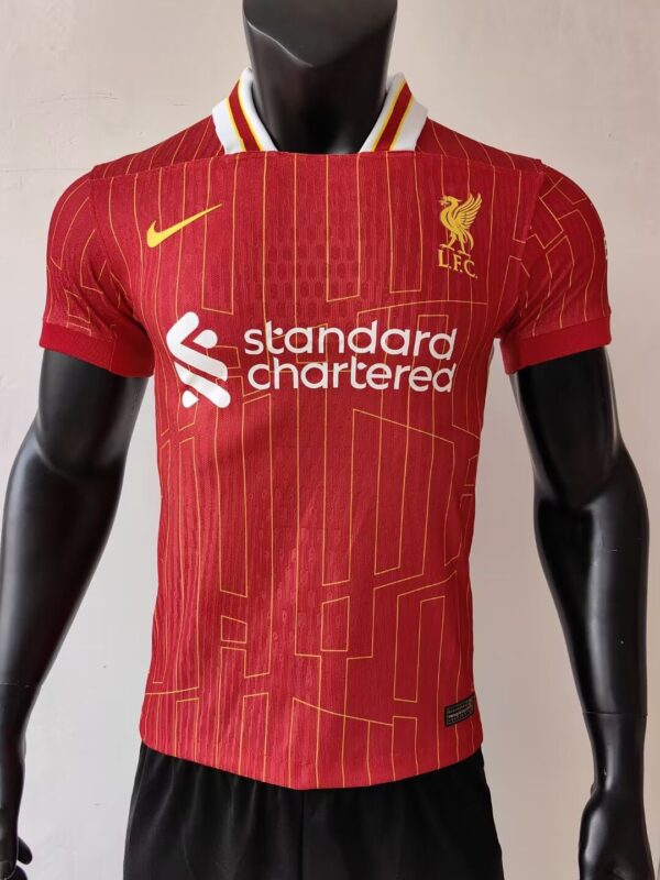 Liverpool Local Version Jugador 24/25