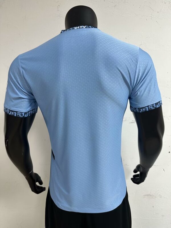 Manchester City Local Version Jugador 24/25 - Image 2