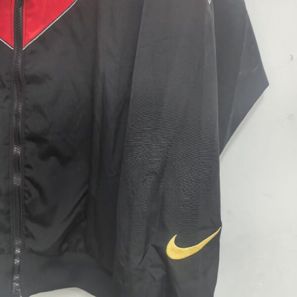 Manchester United Rompevientos Negro Replica 25/26 - Image 3