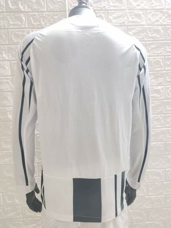 Jersey Juventus Local Manga Larga Versión Jugador 25/26 Replica - Image 6
